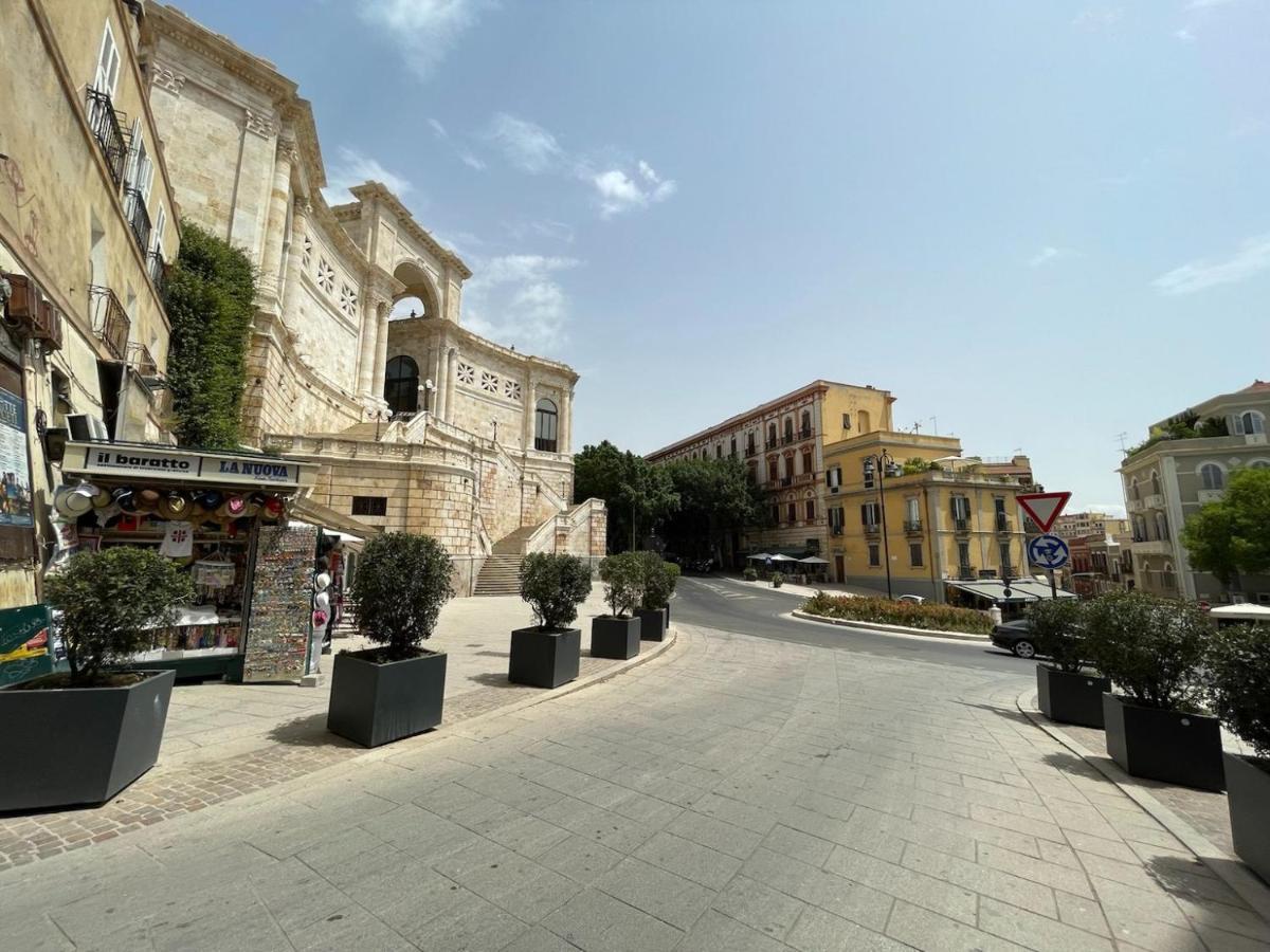 La Terrazza sul Corso - Premium Apartment Cagliari Esterno foto